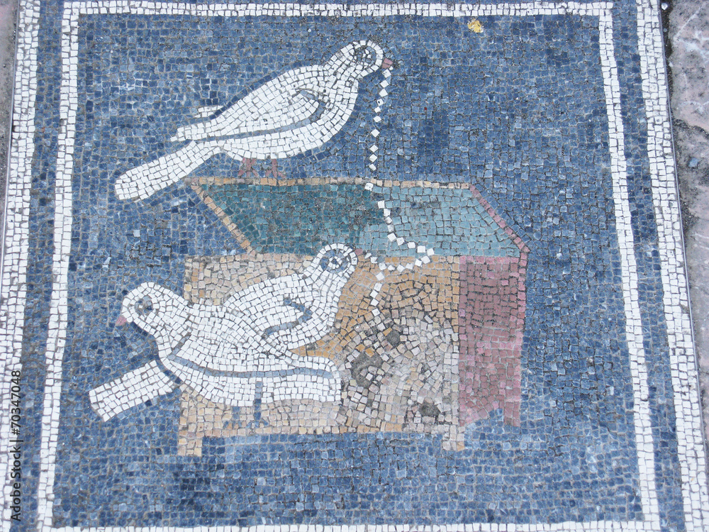Φωτογραφία excavations of Pompeii roman mosaic in the ancient city.