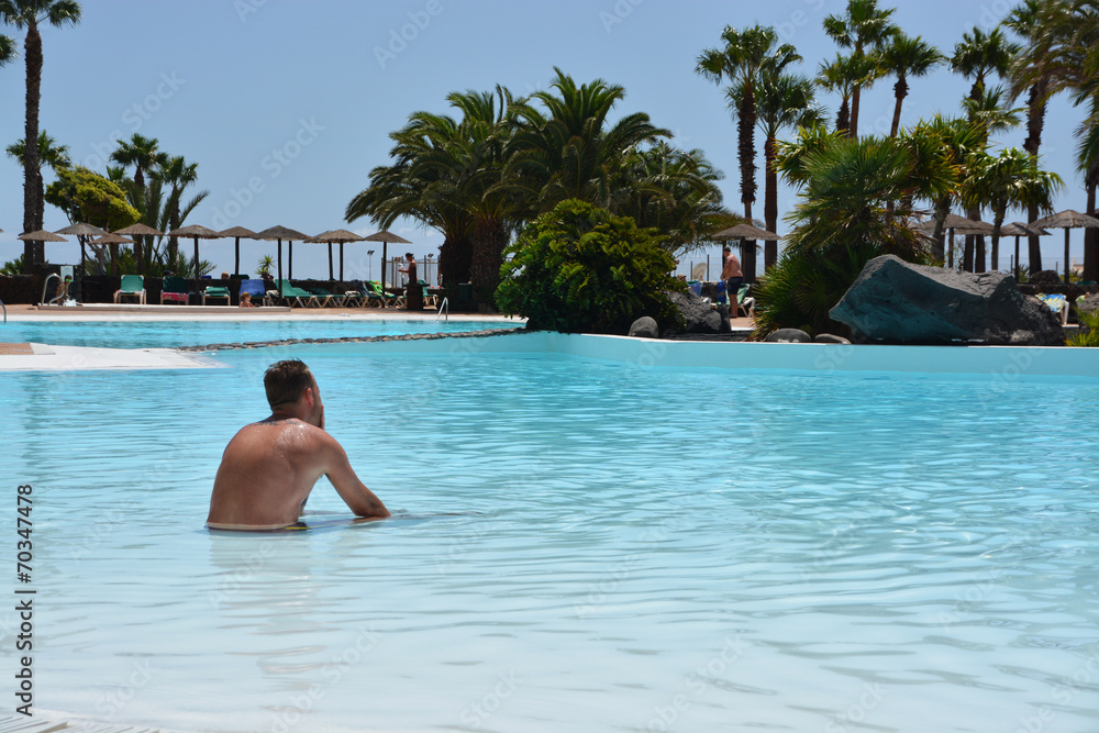 Fototapeta premium relax en la piscina
