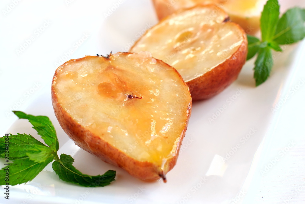 Baked pears and apples with butter and sugar Baked pears and apples with butter and sugar