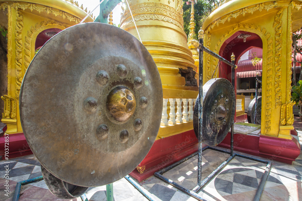 Naklejka premium Giant brass bell