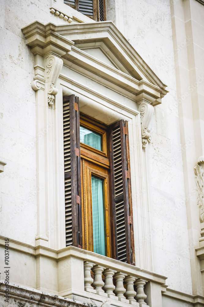 Obraz premium balconies, tipical architecture of the Spanish city of Valencia