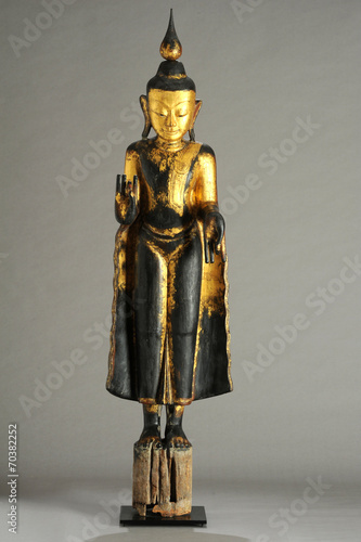 Burmese statue of Buddha