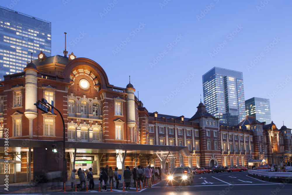 東京駅丸の内口