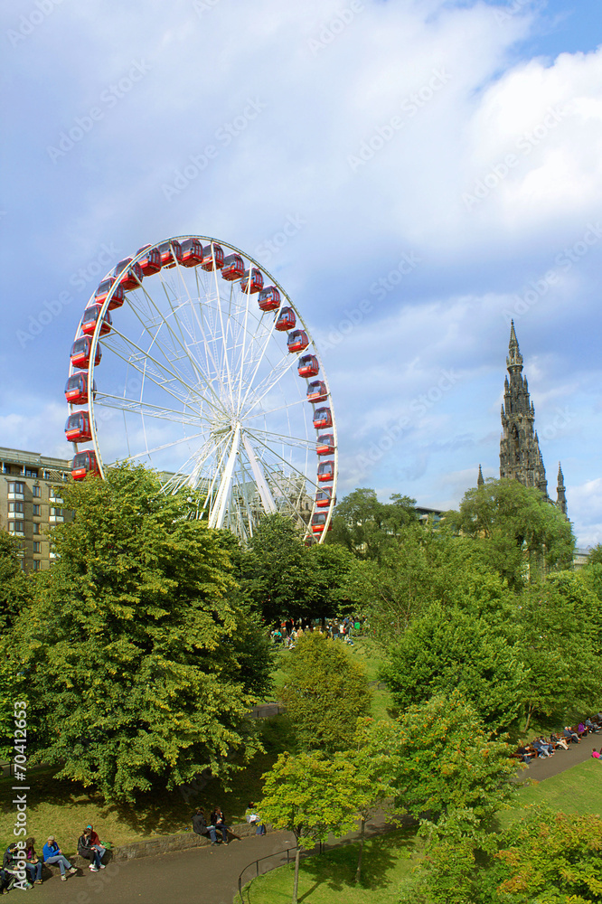 Fototapeta premium Big wheel in Edinburgh, during summer 2014