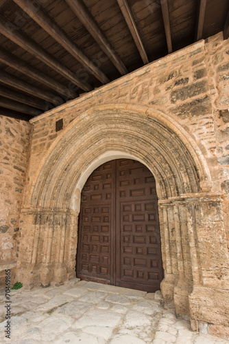Puerta de la Iglesia de Santa María. Moya. Cuenca. España