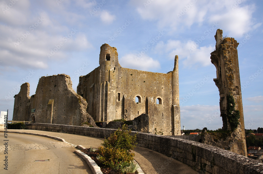 Chateau des évêques ou baronnial à Chauvigny