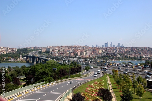 Istanbul bridge across Altın Boynuz bay