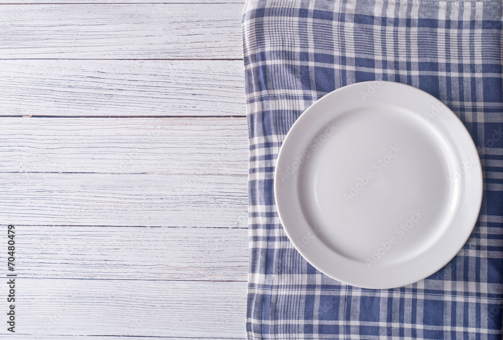 Empty plate Empty plate