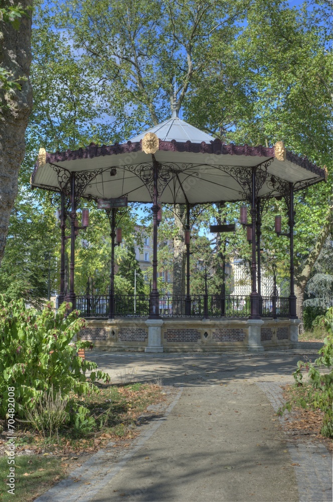 Kiosque a musique square de la gare Kiosque a musique square de la gare
