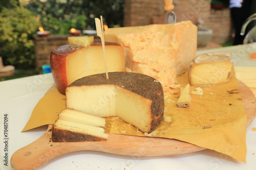 formaggi pecorino parmigiano prodotti tipici locali photo