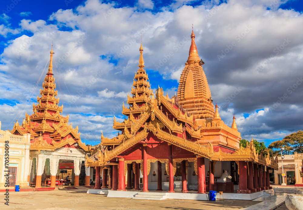 Shwe Zi Gon pagoda in Nyaung-U Bagan of Myanmar