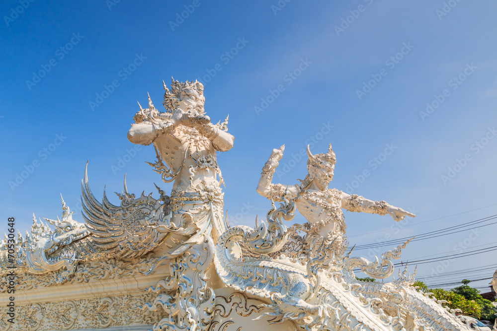 Fototapeta premium Wat Rong Khun in Chiangrai province of Thailand