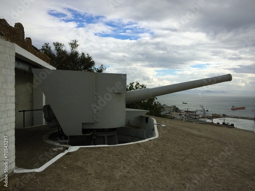 Schweres Geschütz auf Gibraltar-Felsen