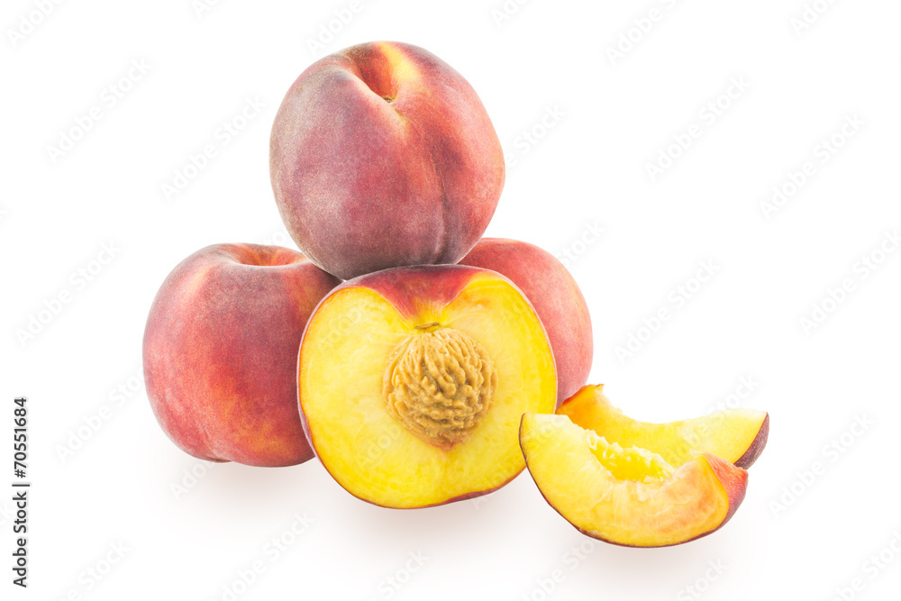 Whole peaches and slices of peaches Whole peaches and slices of peaches