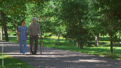 Wallpaper Mural Care and Support for Patient Torontodigital.ca