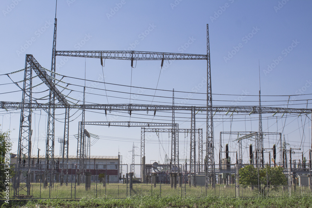 Electrical substation for heavy current with resistors