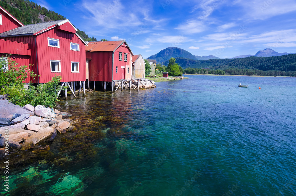 Obraz premium Beautiful Norwegian landscape in summer season