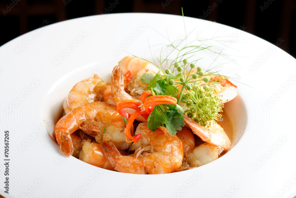 Shrimps in Singapore style spicy sauce Shrimps in Singapore style spicy sauce