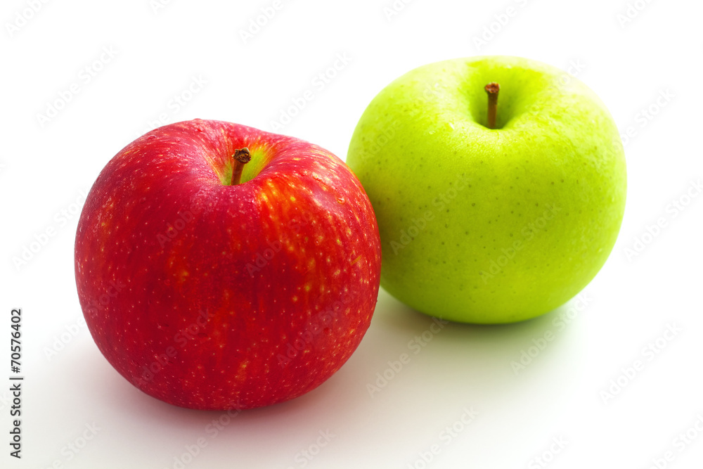 Red apple and green apple