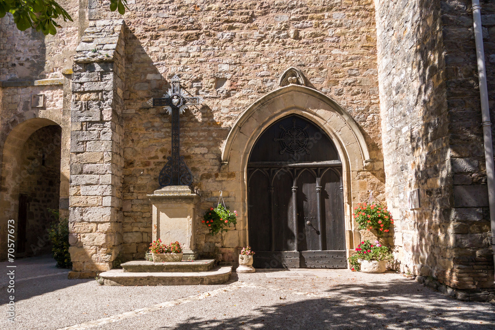 Porte d'entrée église
