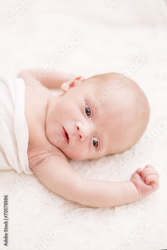 Newborn Baby wach