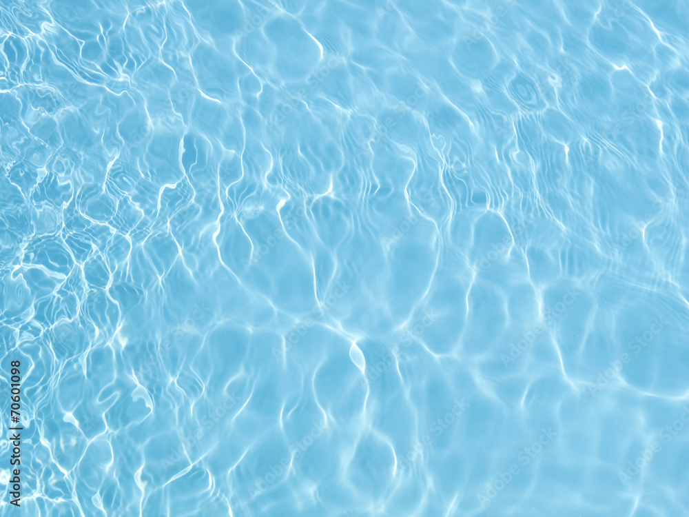 プールの水面 プールの水面