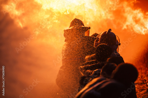 Obraz na płótnie Firefighters training