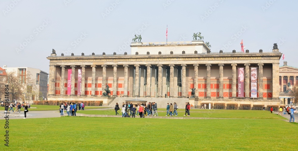 Obraz premium Altes museum in Berlin, Germany