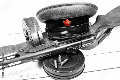 equipment of the Soviet soldier during World War II photo