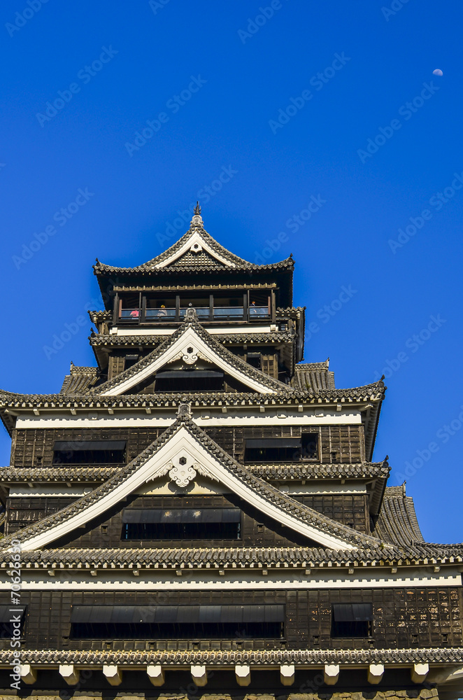 Kumamoto Castle is considered one of the three premier castles i Kumamoto Castle is considered one of the three premier castles i
