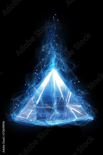 Photography magic glass pyramid