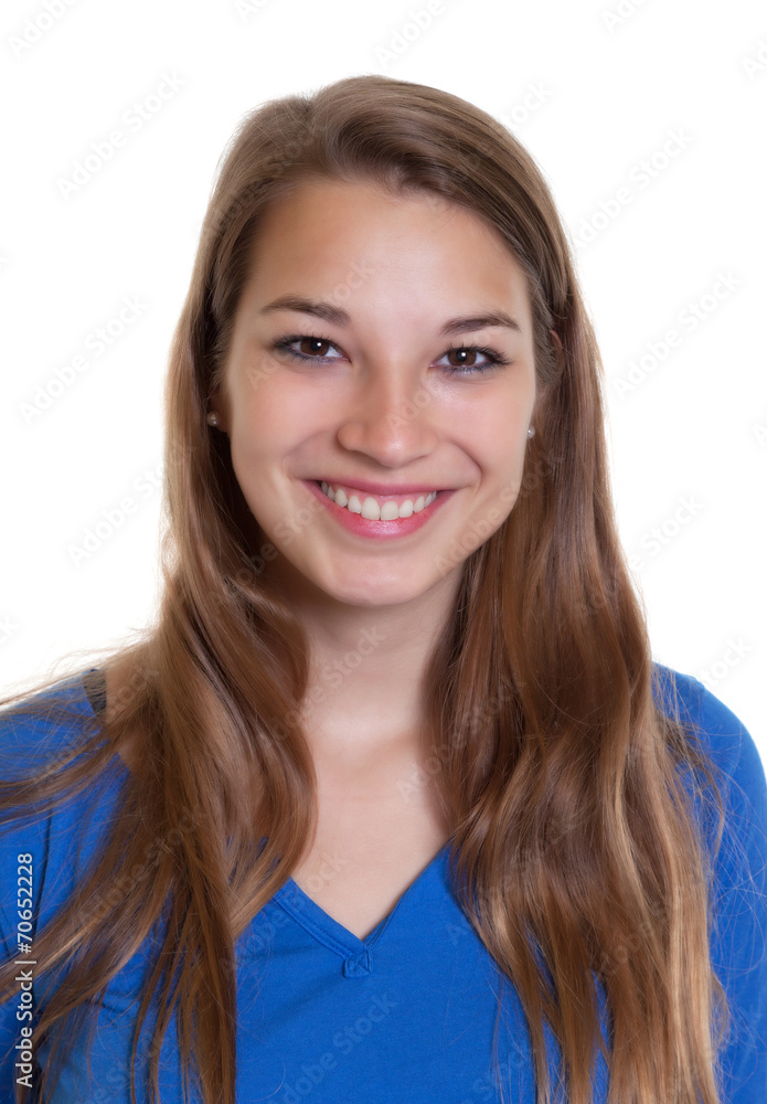 Passfoto einer lachenden blonden Frau mit blauem Shirt Passfoto einer lachenden blonden Frau mit blauem Shirt