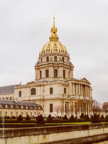 Retro look Hotel des Invalides Paris