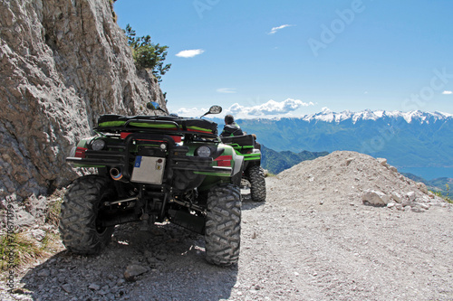 Mit dem Quad auf dem Berg