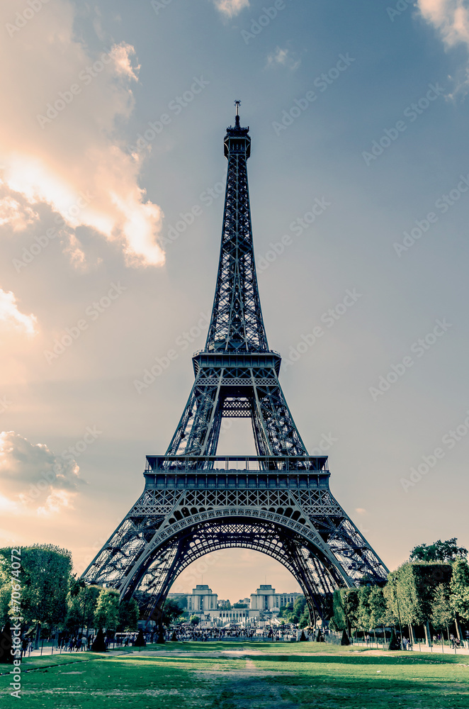 Eiffel tower vintage effect