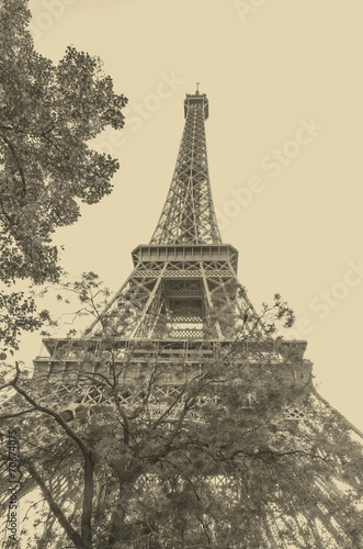 Fototapeta Naklejka Na Ścianę i Meble -  Eiffel vintage