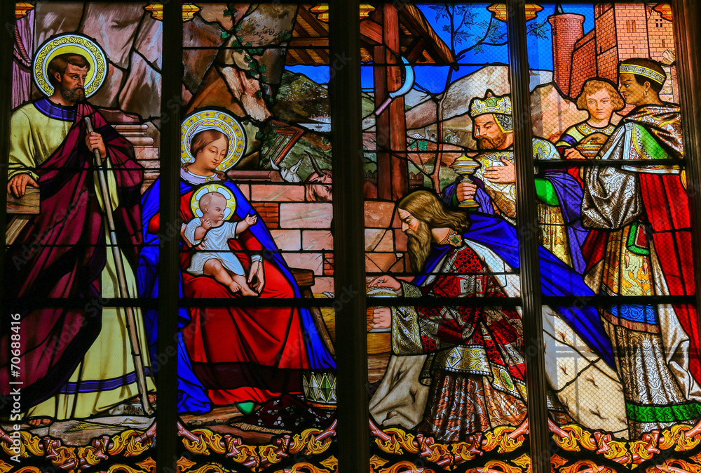 Epiphany Stained Glass in Tours Cathedral - obrazy, fototapety, plakaty 