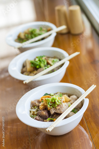 steamed pork noodle