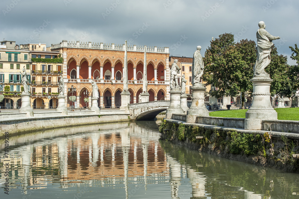 Fototapeta premium Prato della valle, Padova, Italy