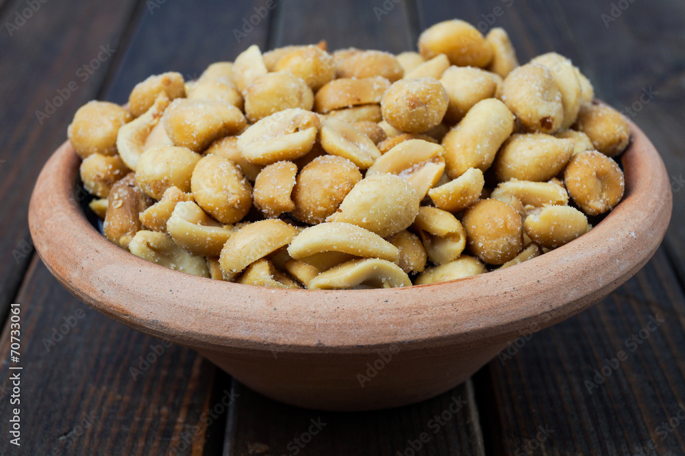 roasted peanuts roasted peanuts