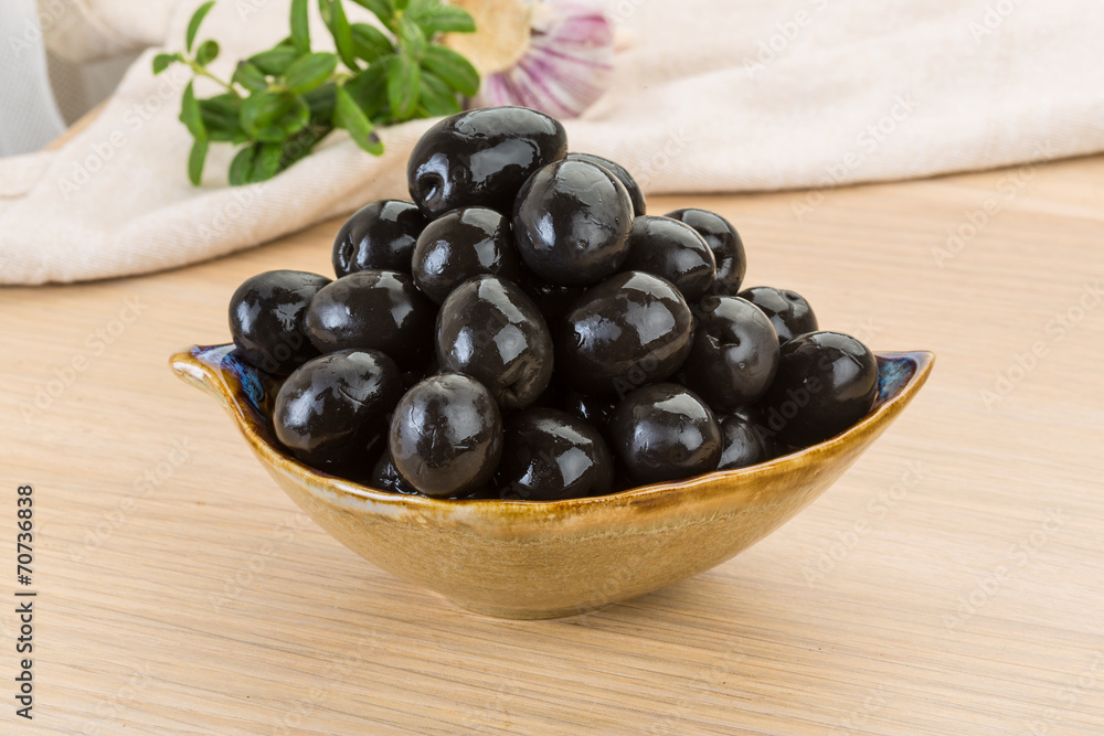 Black olives Black olives