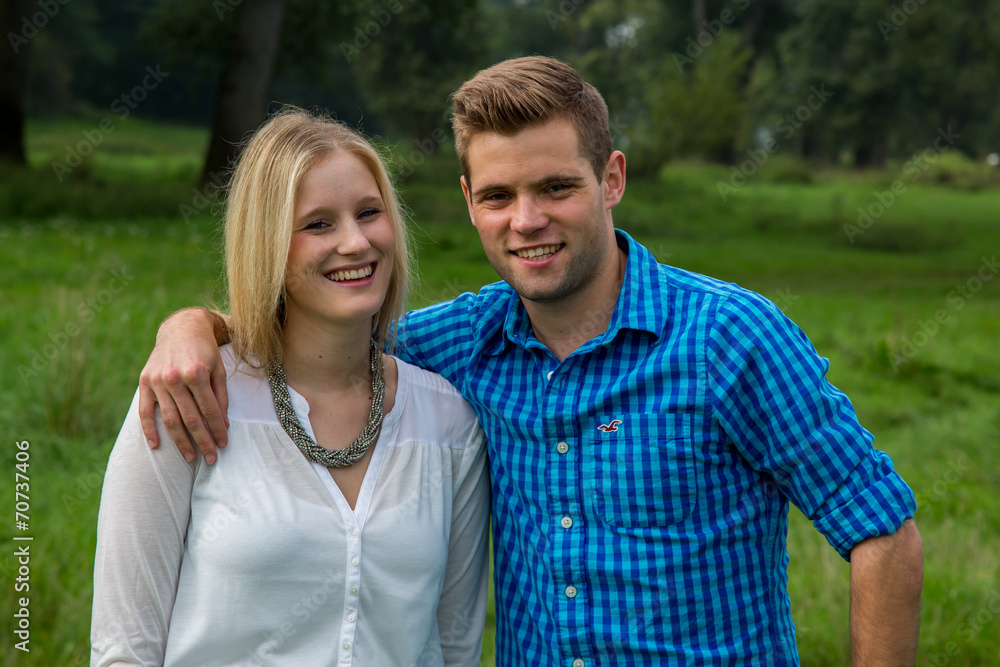 Glückliches Liebespaar Glückliches Liebespaar