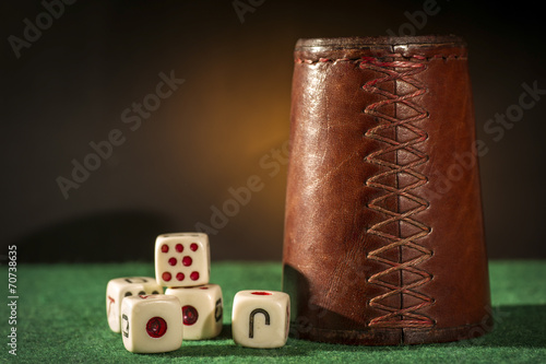 Dice Cup with Dices