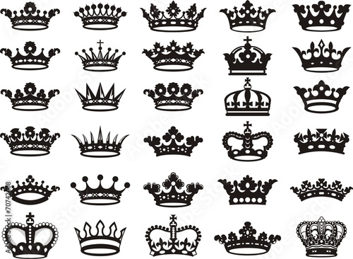 Silhouettes crowns set