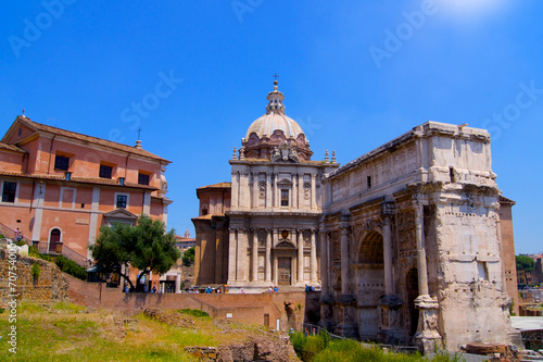 Forum Romanum arc and church