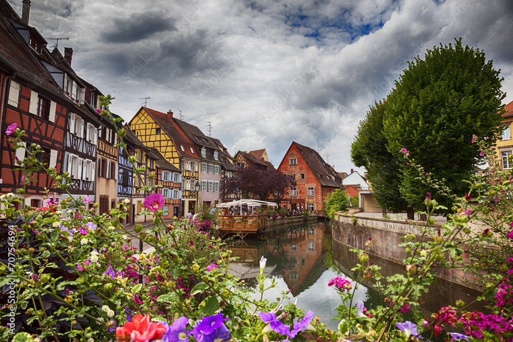 Fototapeta premium water panorama in Colmar