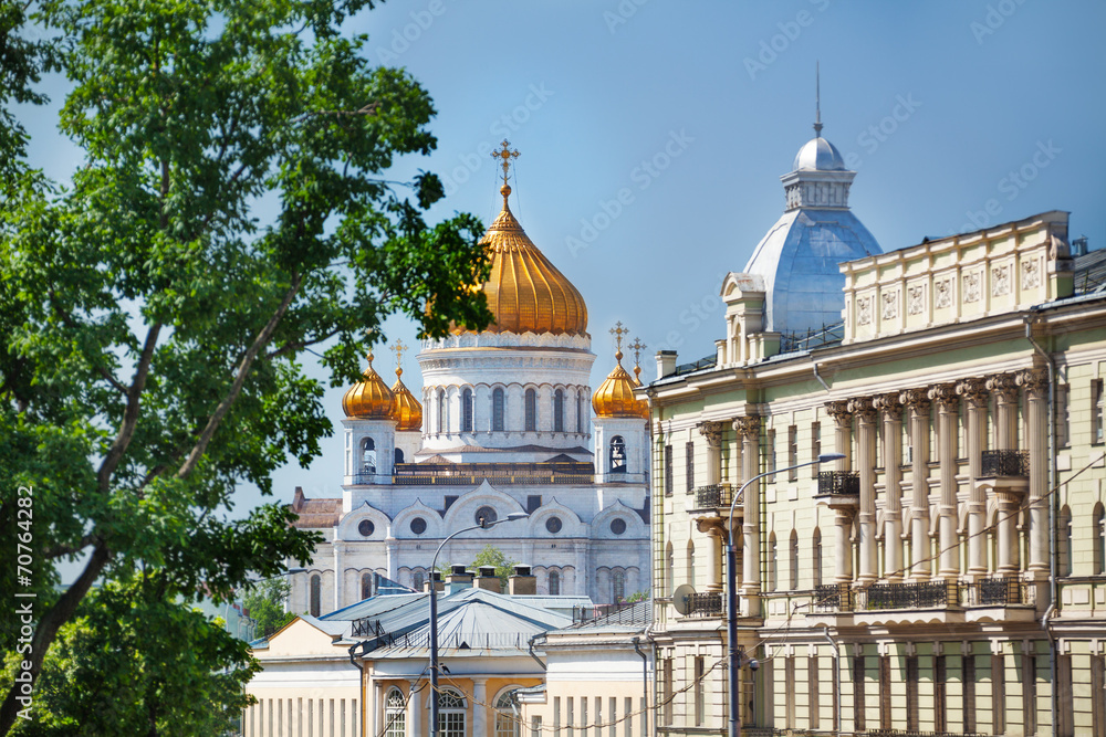Cathedral of Christ the Savior with Kremlin Palace