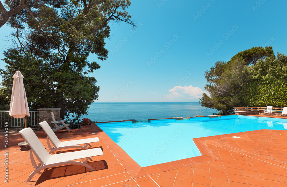 Fototapeta premium pool of a residence
