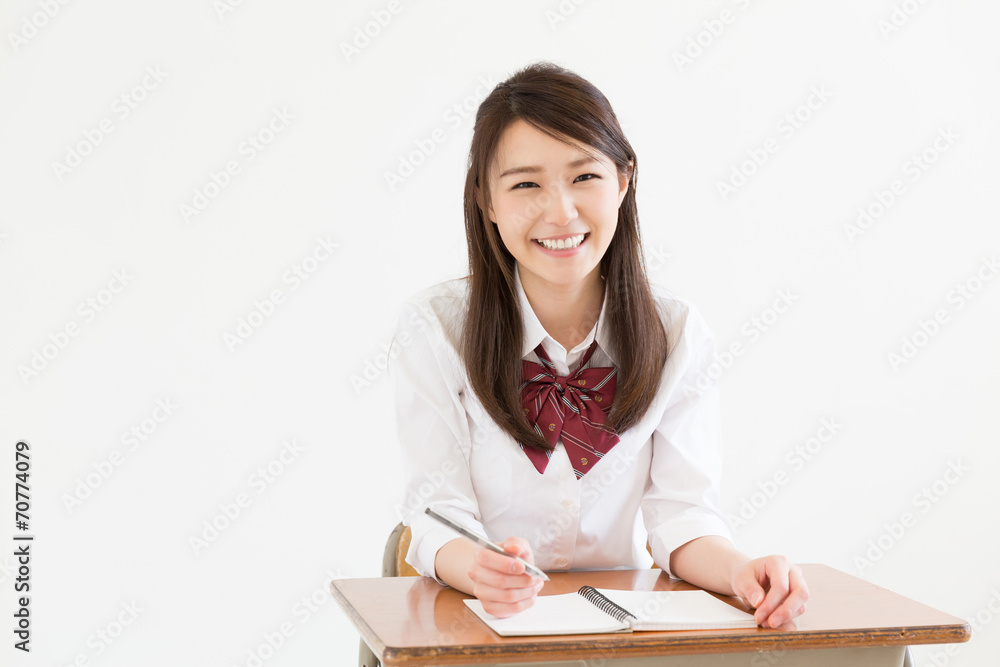 メモをする学生 メモをする学生