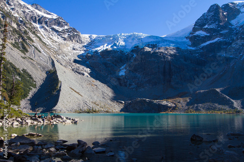 Alpine Lakes and glaciers © Sebastien Fremont